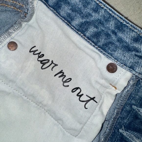 GRLFRND mini shorts Size 23 - Picture 4 of 4